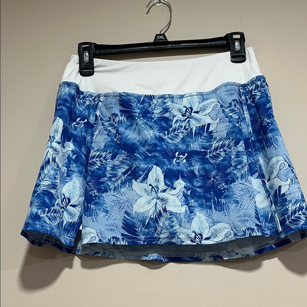Kyodan Blue and White Floral Mini Skirt
